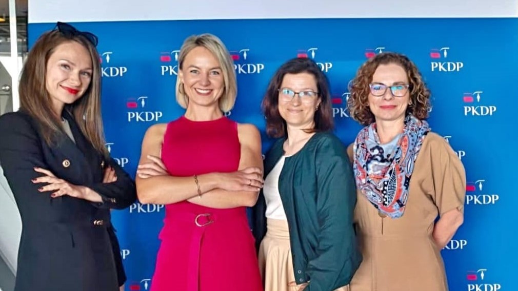 Konferencja „Między krzywdą a uznaniem. Droga pokrzywdzonych do odzyskania poczucia sprawiedliwości” z udziałem przedstawicielek ORA w Warszawie